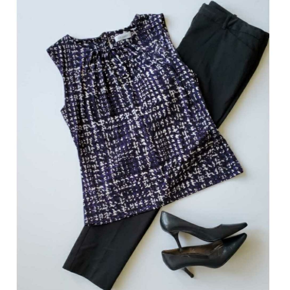 Calvin Klein sleeveless top L